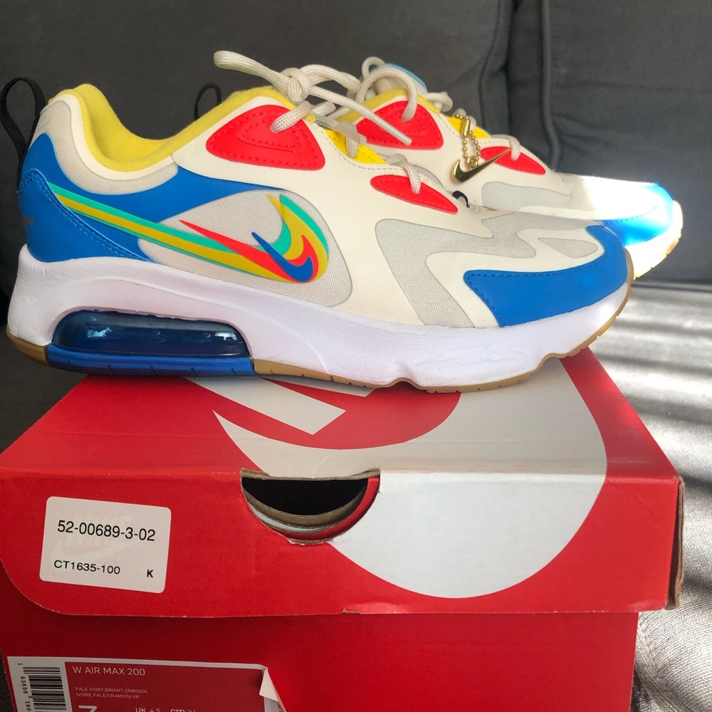 Nike Air Max 200